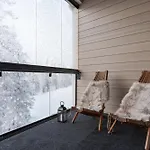 Auroralevi Utsuvaara Northern Lights Retreat, Ski-in-out, 2 Pass Included To Price