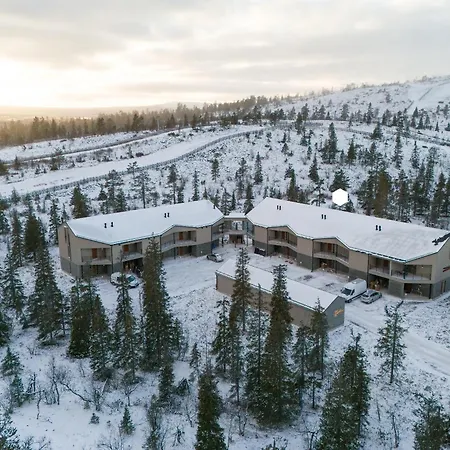 Auroralevi Utsuvaara Retreat, Ski-in Леви
