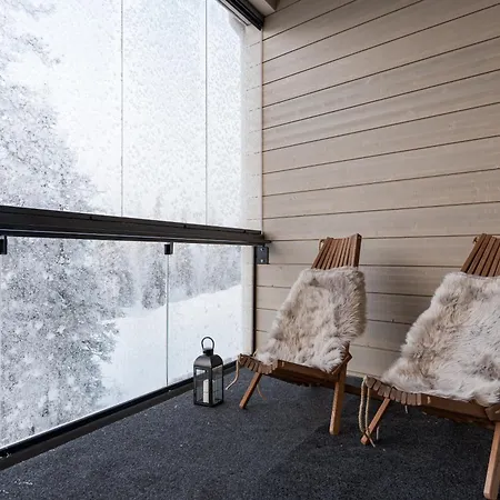 Auroralevi Utsuvaara Northern Lights Retreat, Ski-in-out, 2 Pass Included To Price