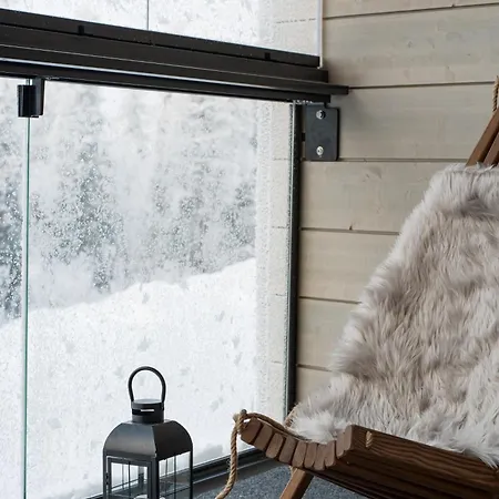 Auroralevi Utsuvaara Northern Lights Retreat, Ski-in-out, 2 Pass Included To Price