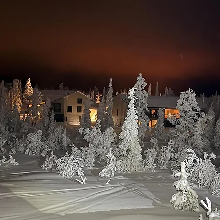 Auroralevi Utsuvaara Northern Lights Retreat, Ski-in-out, 2 Pass Included To Price * Levi