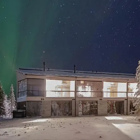Auroralevi Utsuvaara Northern Lights Retreat, Ski-in-out, 2 Pass Included To Price *