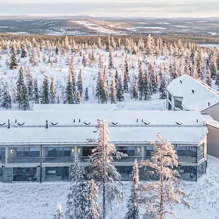 Auroralevi Utsuvaara Northern Lights Retreat, Ski-in-out, 2 Pass Included To Price Daire