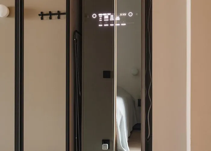 Auroralevi Utsuvaara Northern Lights Retreat, Ski-in-out, 2 Pass Included To Price Levi