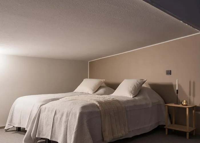 Auroralevi Utsuvaara Northern Lights Retreat, Ski-in-out, 2 Pass Included To Price Daire Levi