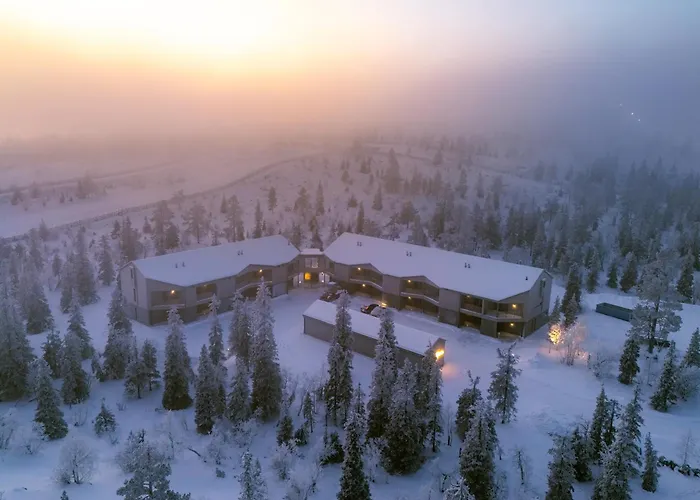 Auroralevi Utsuvaara Northern Lights Retreat, Ski-in-out, 2 Pass Included To Price * Levi