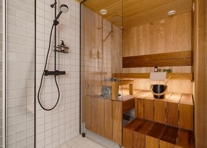 Auroralevi Utsuvaara Northern Lights Retreat, Ski-in-out, 2 Pass Included To Price Daire Levi