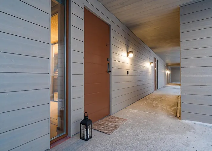 Auroralevi Utsuvaara Northern Lights Retreat, Ski-in-out, 2 Pass Included To Price *