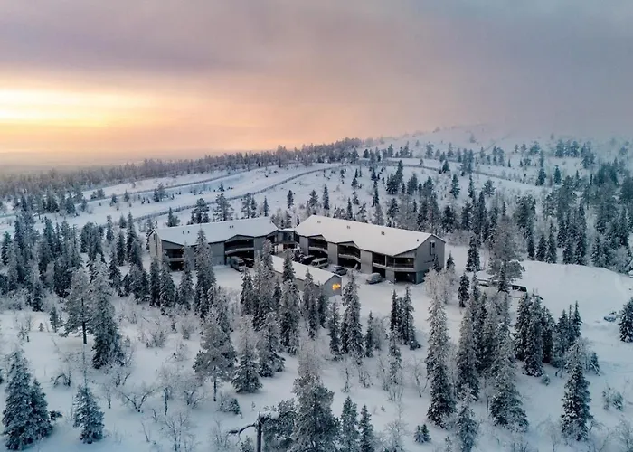 Auroralevi Utsuvaara Northern Lights Retreat, Ski-in-out, 2 Pass Included To Price * Levi